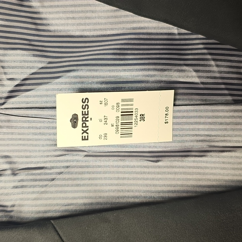 NWT Express Mens Extra Slim Stretch Navy Blue 2-Button Lightweight Blazer 38R - Picture 2 of 3